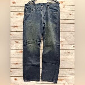 Levi’s 569